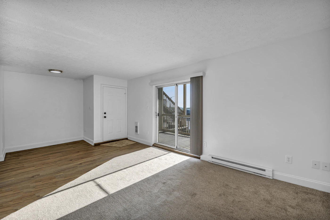 Chambre avec porte-patio
